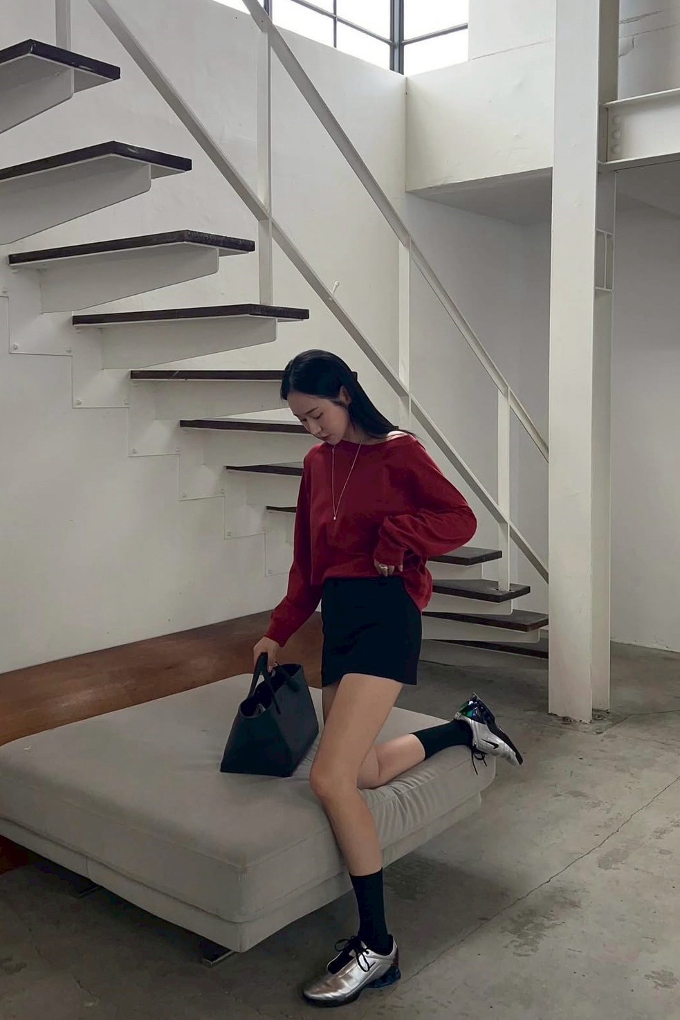 歐膩素面擺搭褲裙