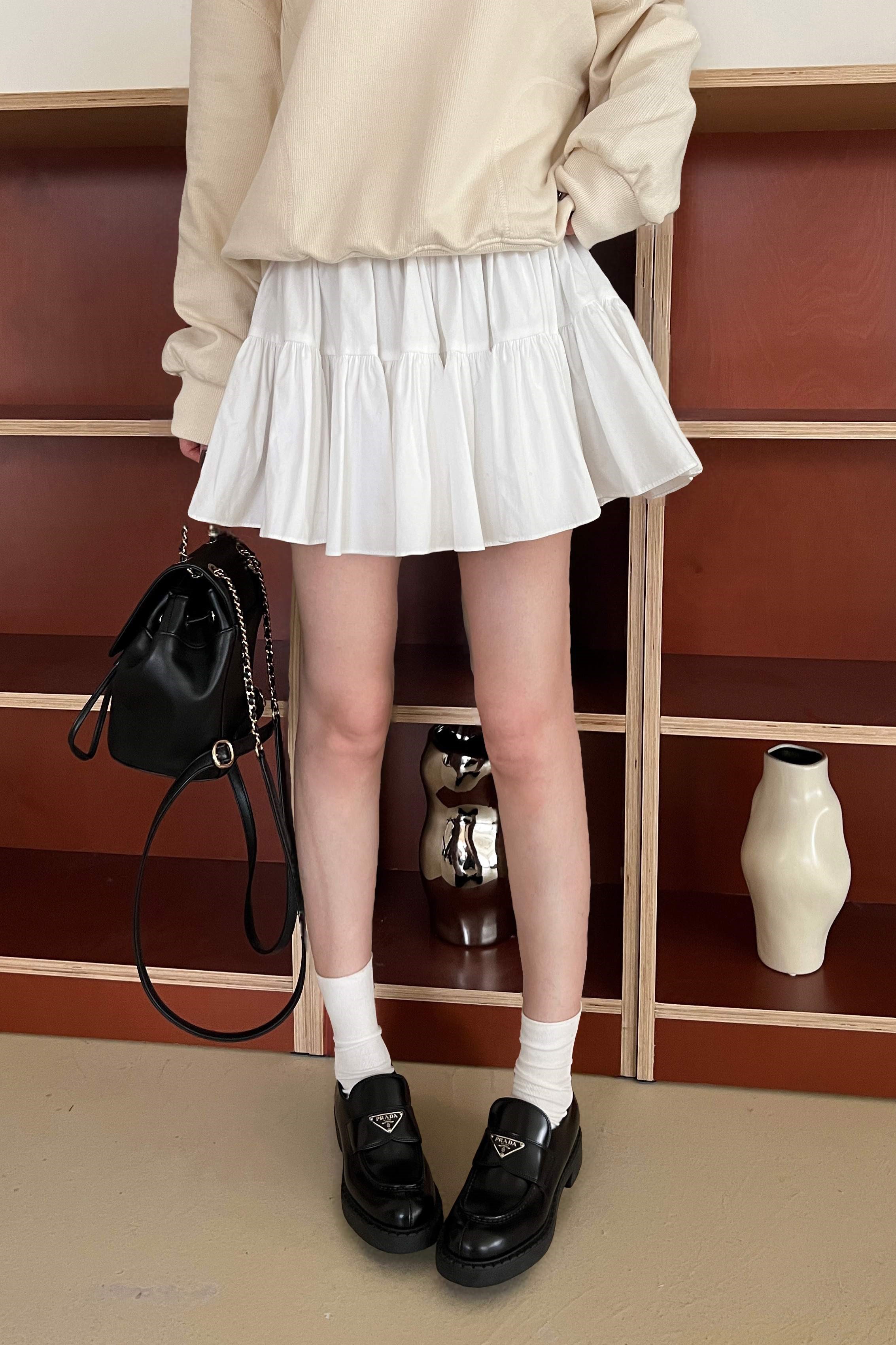 韓妞挺版澎澎短褲裙