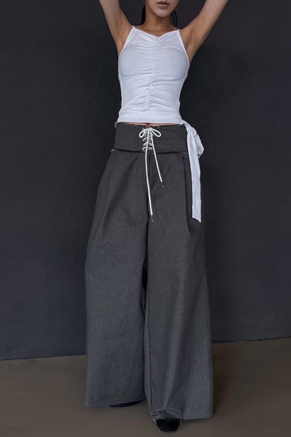 時髦綁帶大寬褲