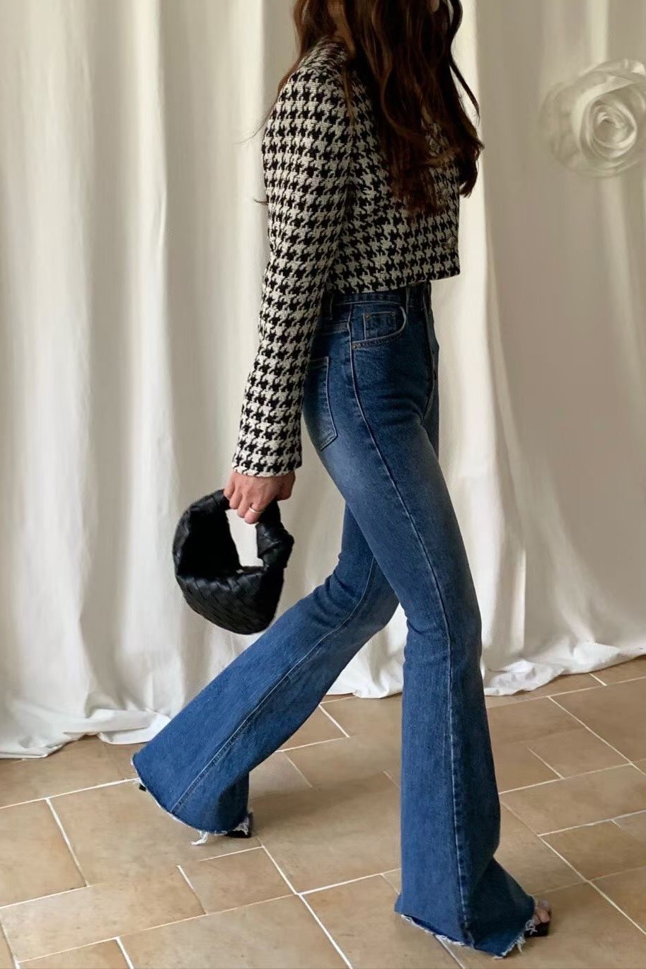 歐膩長腿排釦喇叭牛仔褲