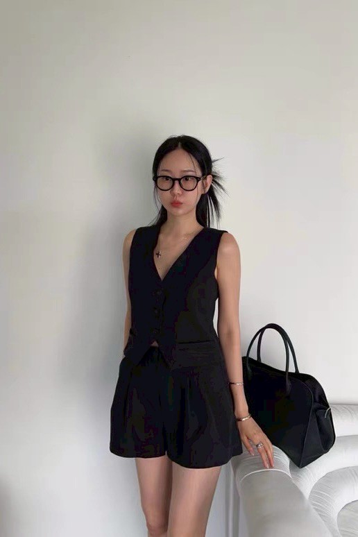 挺版棉麻修身背心