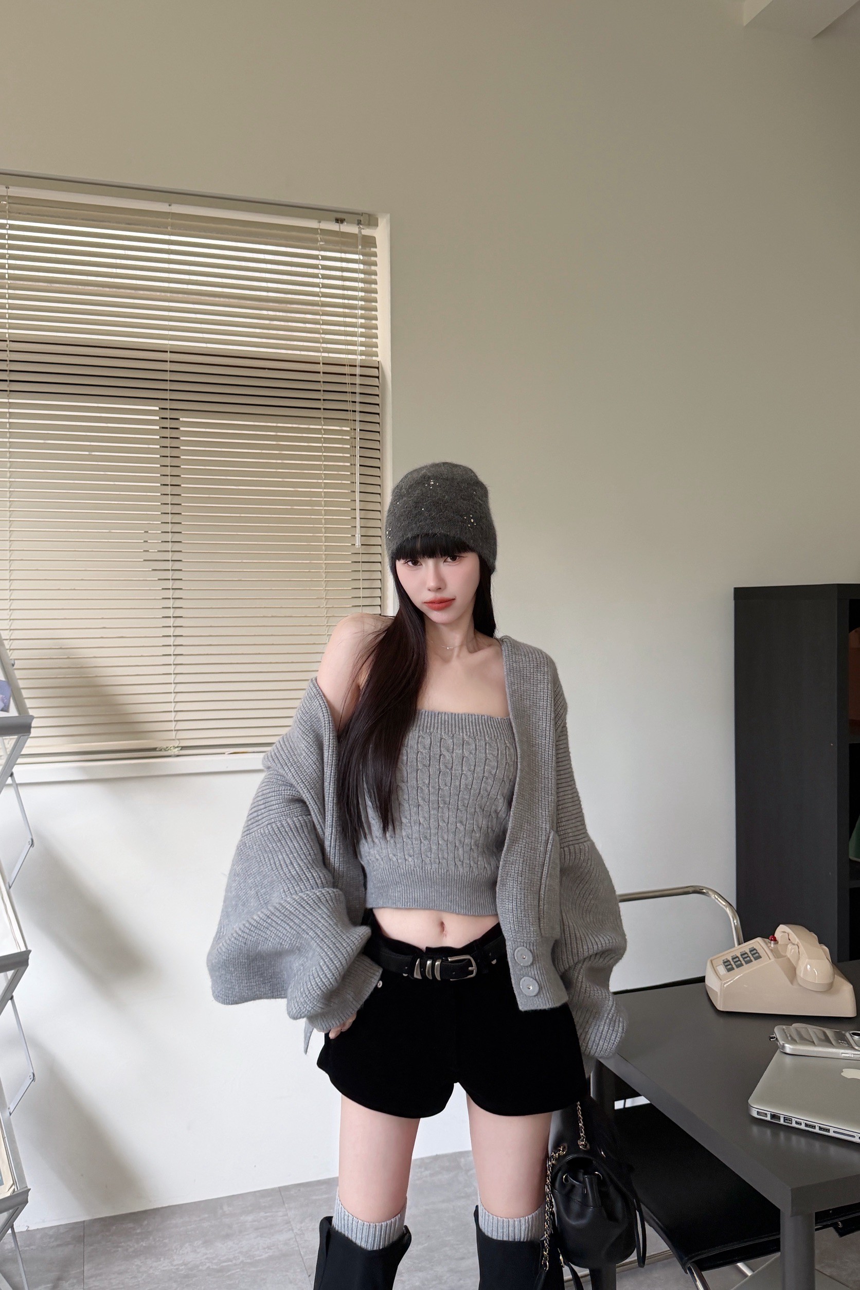 兩件式V領開襟針織背心外套