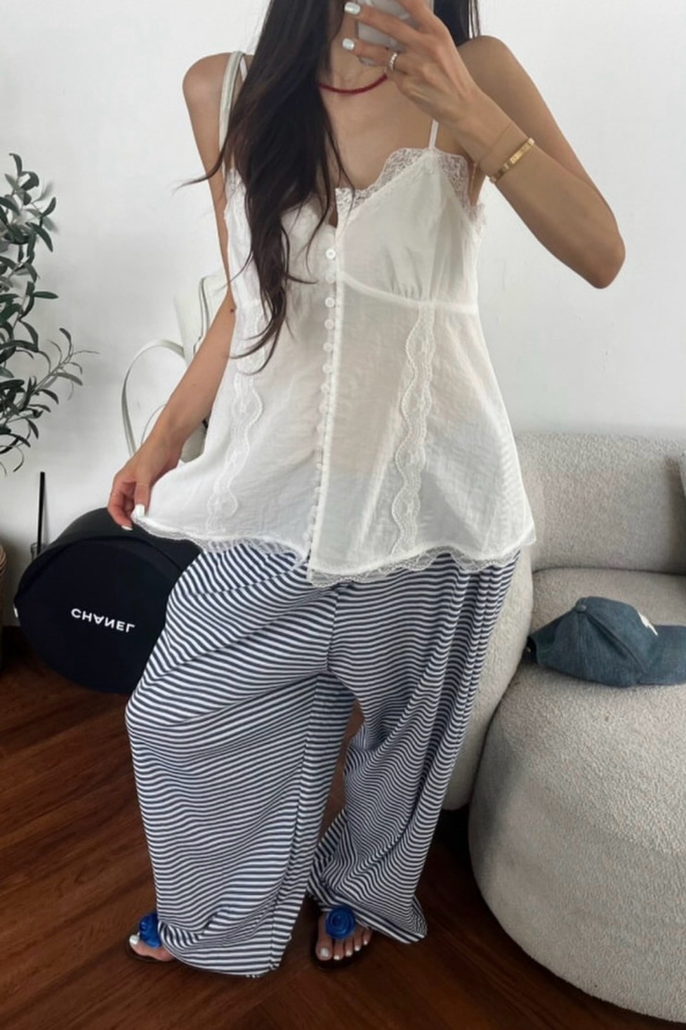 微性感蕾絲拼接細肩帶上衣