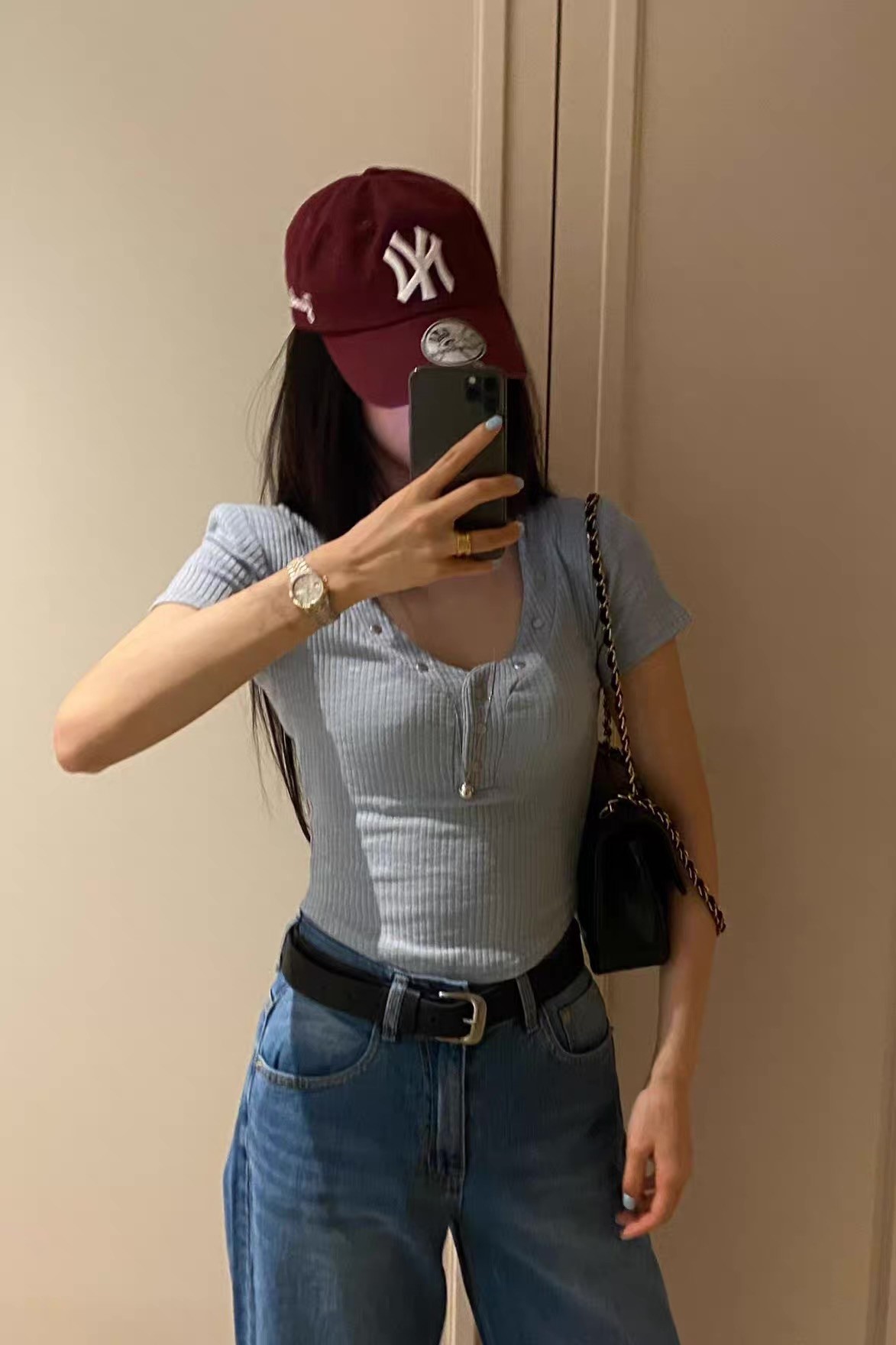 V領鉚釘合身短T