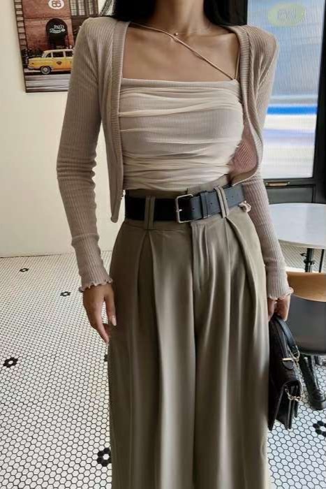 木耳捲邊兩件式抓皺Brat罩衫