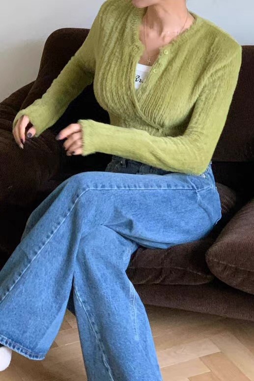 毛毛排釦長袖上衣