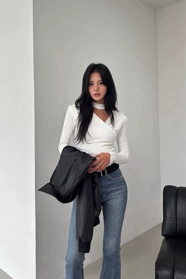 小性感挖肩抓皺長袖上衣