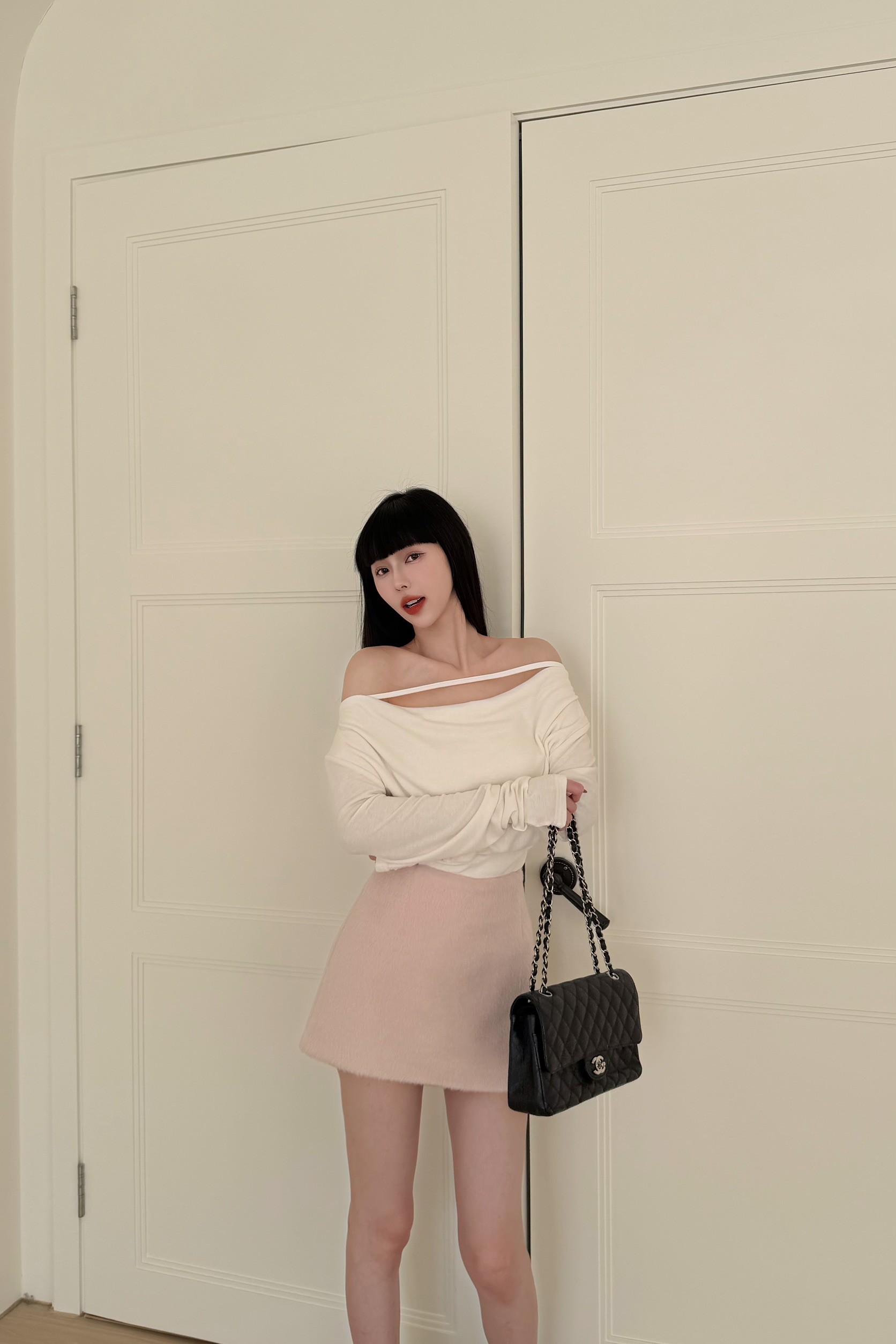 一字垂領長袖上衣