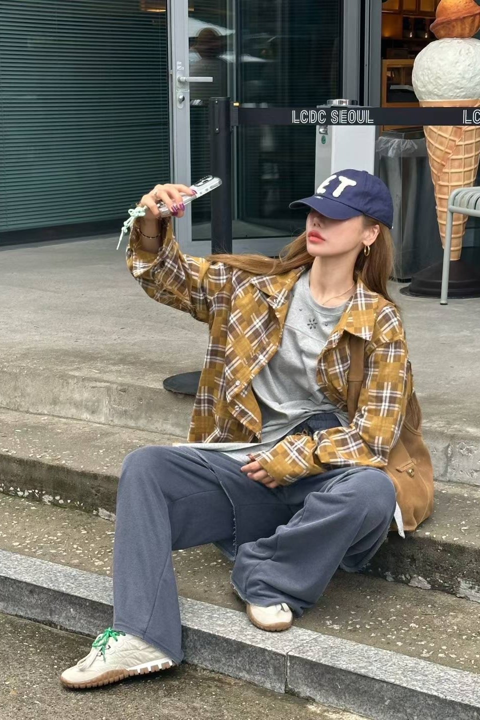 率性抽鬚感格紋襯衫